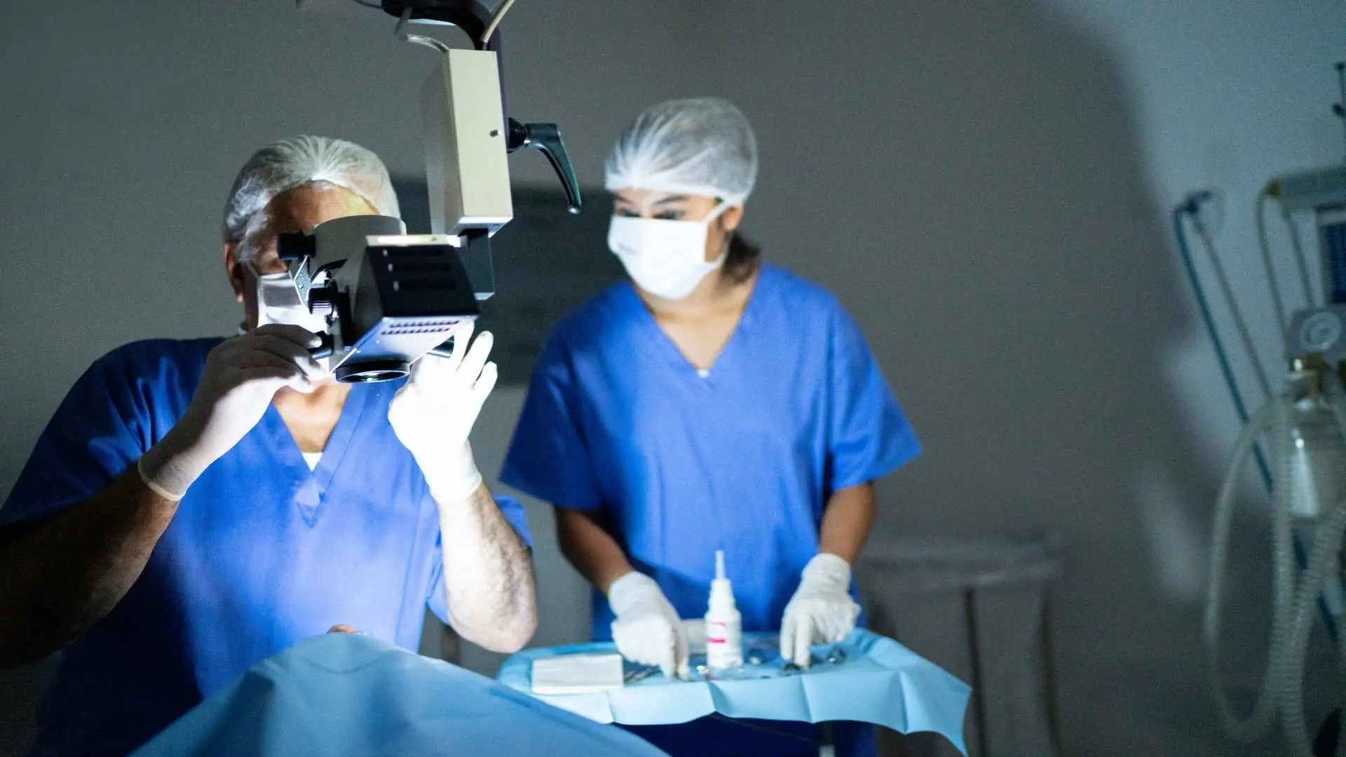 Chirurgie réfractive au laser à La Rochelle Atlantic Oeil